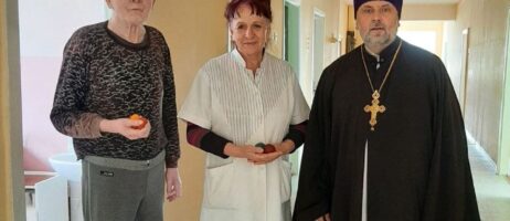 Забота и поддержка в праздник Пасхи